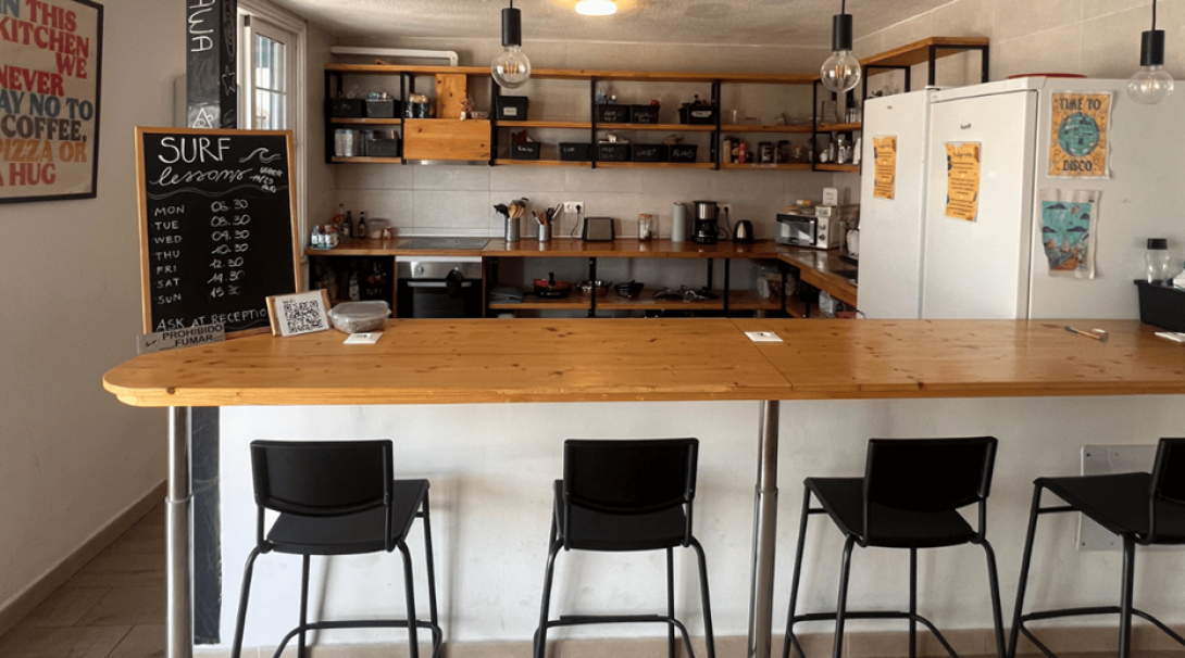 Hostel in Tenerife - kitchen area